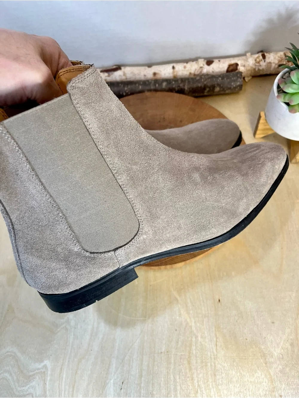 Express Men's Gray Taupe Suede Chelsea Boots Size 11